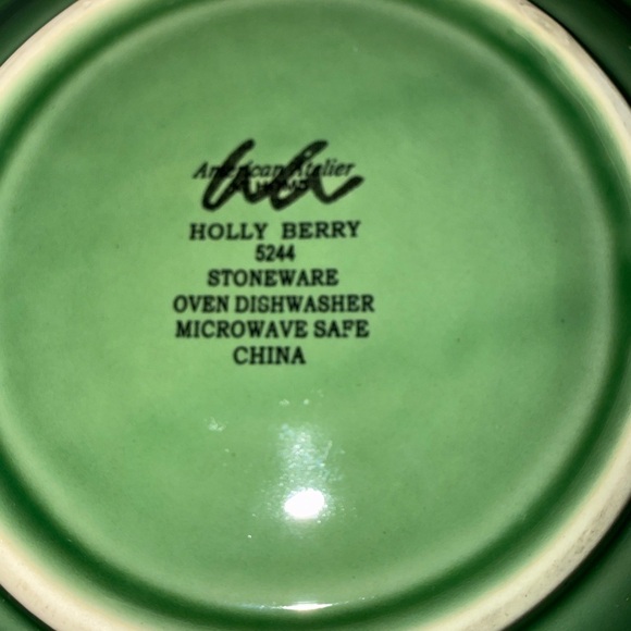 American Atelier Green Holly salad size Plates set of 4 - Picture 3 of 5